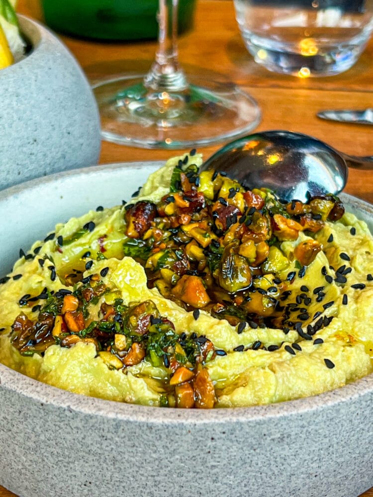 picture of avocado hummus in a bowl 